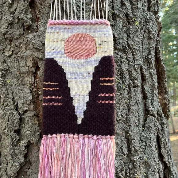 Handmade Weaving/ Wall hanging - Picture 9 of 11
